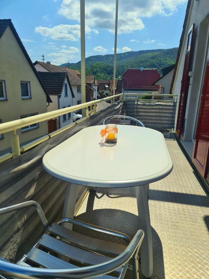 Pusteblume Mit Balkon, Neu Teilrenoviert * Sankt Martin