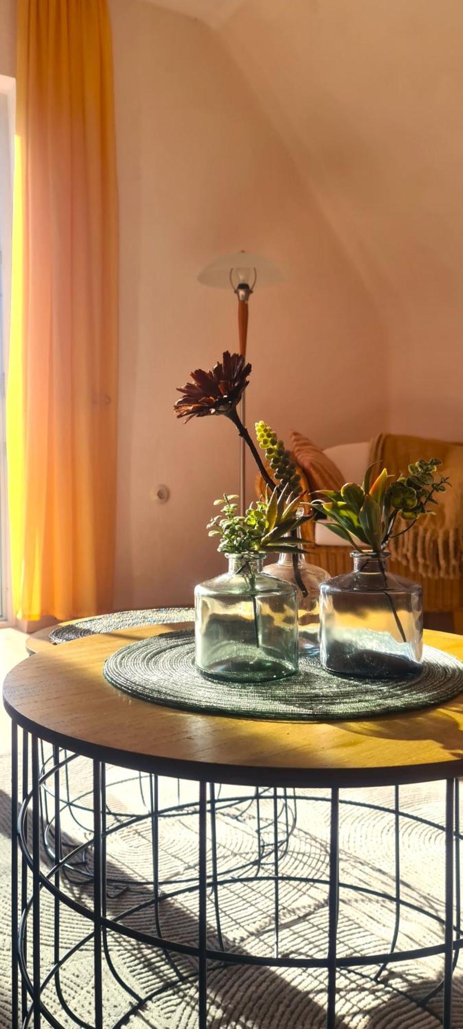 Pusteblume Mit Balkon, Neu Teilrenoviert Apartment *